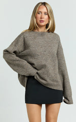 Amanda Top - Crew Neck Long Sleeve Knit Sweater in Mushroom
